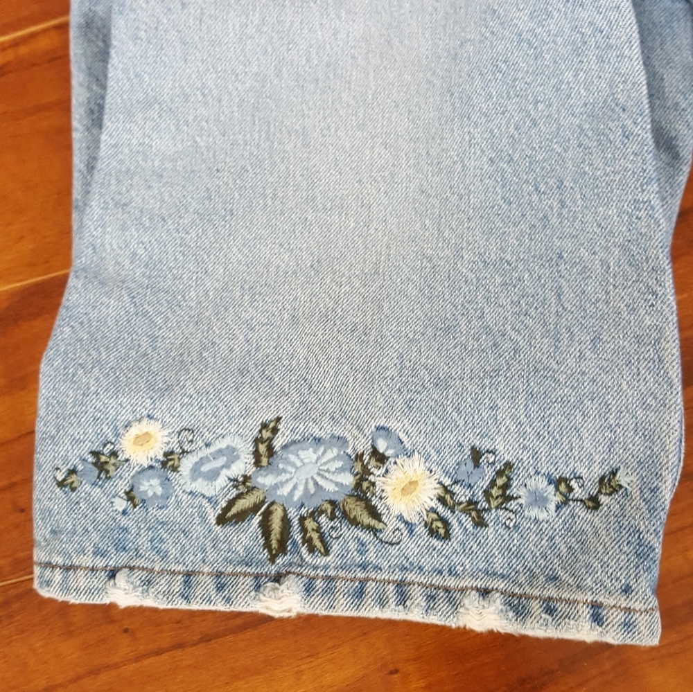 ISO American Eagle embroidered jeans size 12.